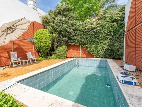 Casa 5 ambientes con 4 baños