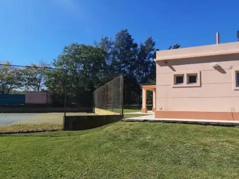 Hermoso Lote En Venta En Barrio Pilar Plaza,