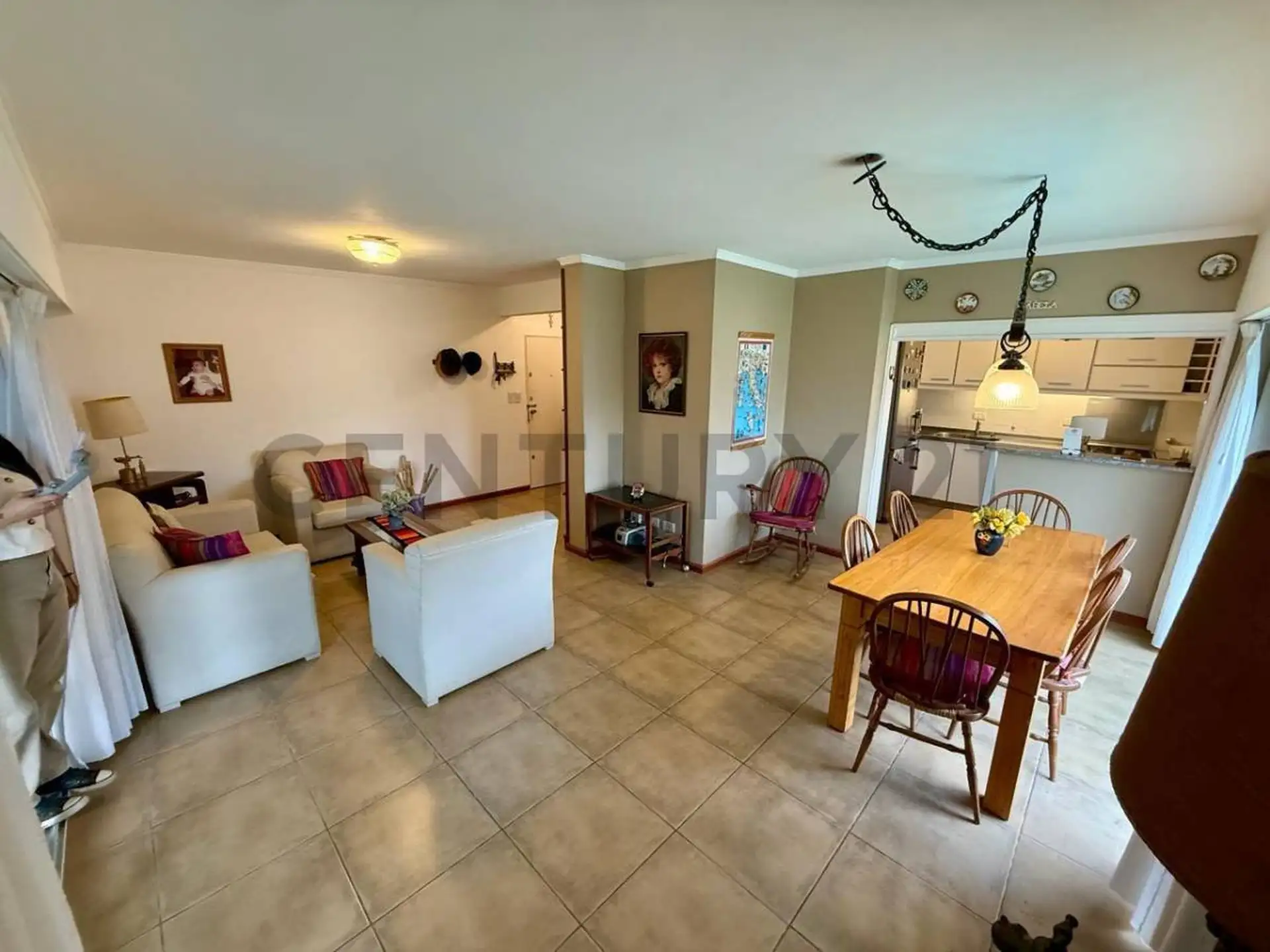 Departamento tipo penthouse 4 ambientes con terraza, quincho y parrilla – Paseo Aldrey