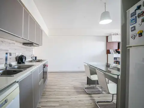 Departamento 4 ambientes con 2 baños