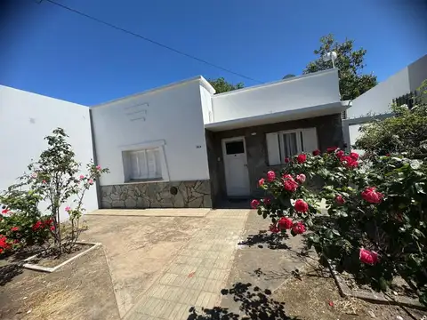 Casa en Venta en Pehuajo, USD 57.000