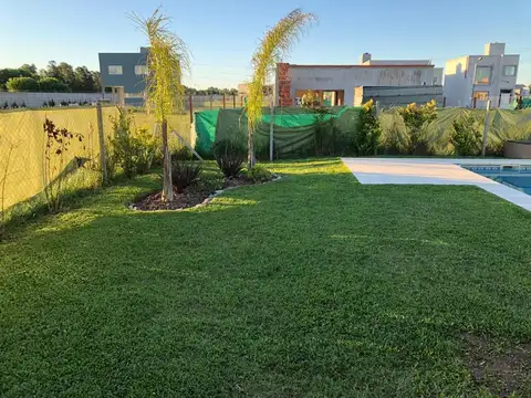 Casa en Venta en Ezeiza, USD 175.000