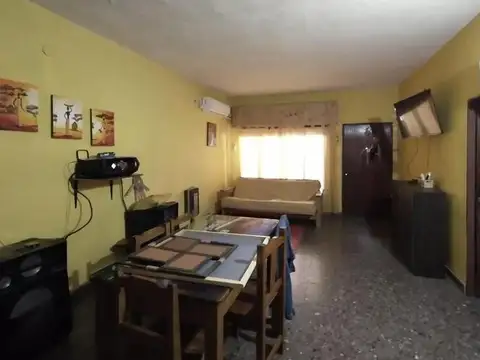 Depto Tipo Casa en Venta 28 años