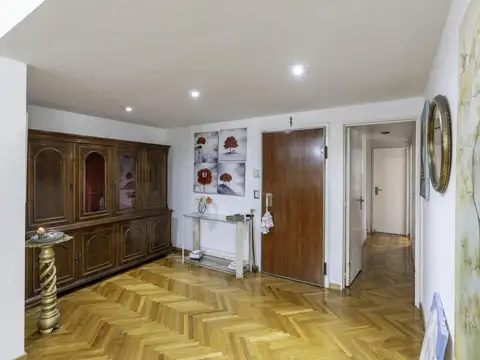 Departamento 4 ambientes con 3 baños