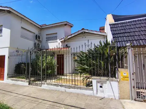 CHALET CASTELAR SUR