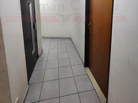 Av. San Martín 200, Piso 1