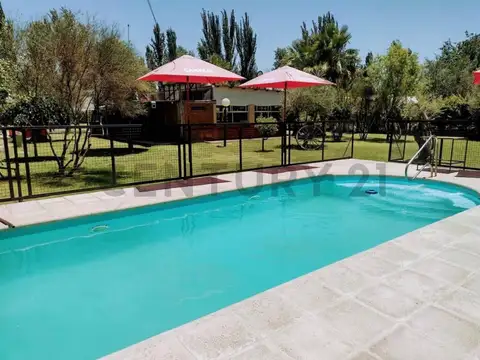 Se vende salon para eventos o local gastronomico