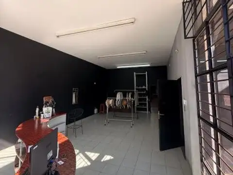 Galpon en Alquiler en Villa Gobernador Galvez, $ 2.800.000