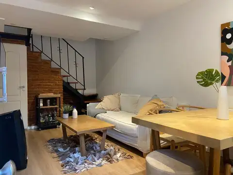Depto Tipo Casa en Venta de 1 dormitorio