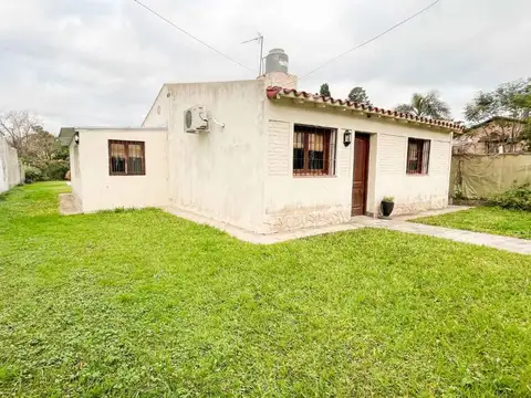Casa 5 ambientes con 1 baño