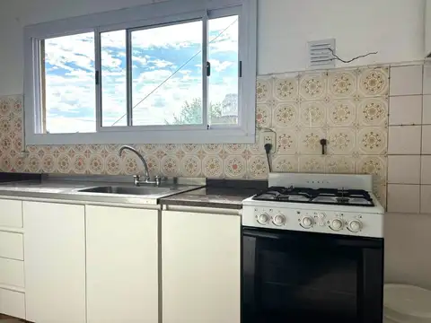 Depto Tipo Casa en Alquiler 43 años