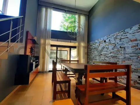 CASA A LA VENTA EN VILLA ELISA
