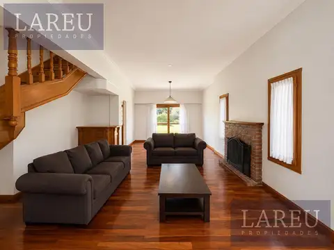 Casa en Venta en El Establo, USD 420.000