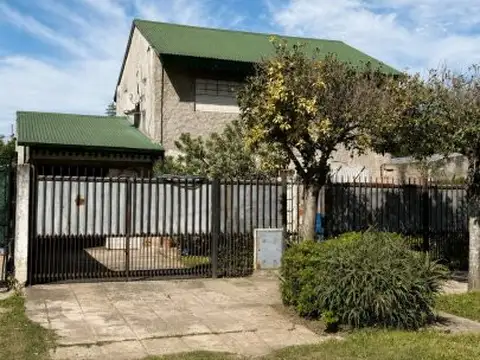 Venta Casa 4 ambientes en Matheu, Escobar