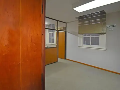 Oficina Monoambiente con 2 baños