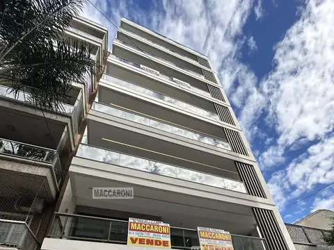 Cochera en Venta en Mataderos, CABA