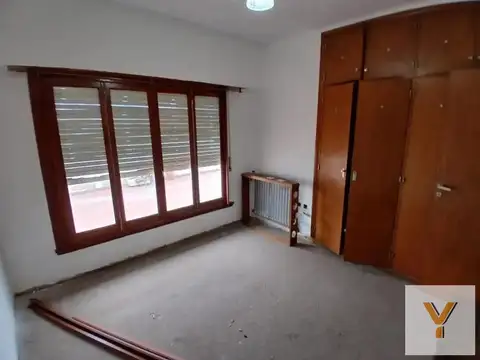 Casa en venta - 3 Dormitorios 3 Baños - Mar del Plata