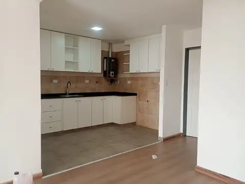 TOLHUIN 400, Piso 1