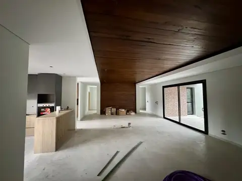 Casa en venta a estrenar 3 dormitorios -800m2- Pileta- Barrio Privado Candelas Luján de Cuyo