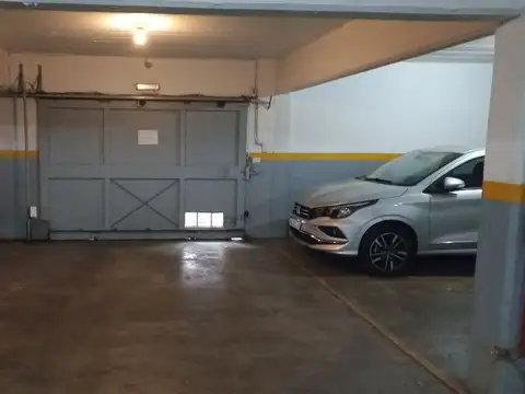 Arribeños 2400