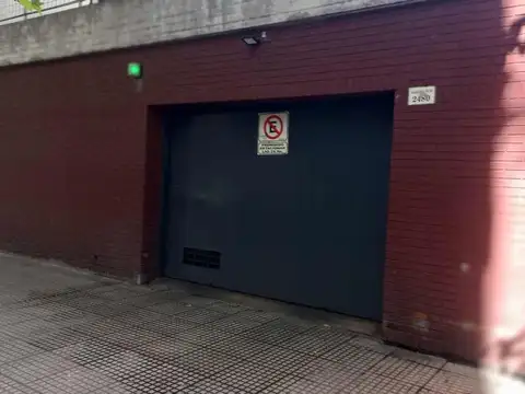 Arribeños 2400