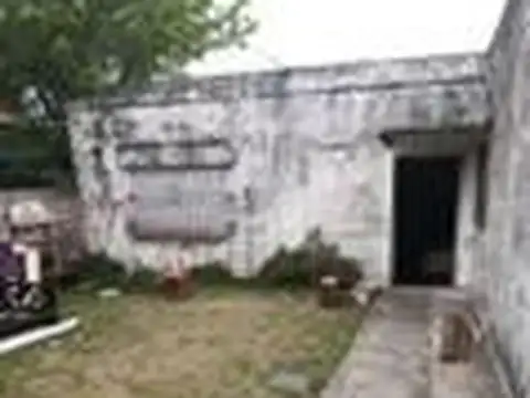 Casa en Venta calle 145 Nº 439 e/ 61 y 62 Los Hornos