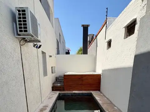 Soriano 1150 entre  Artigas y Venancio Flores
