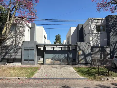 Casa en Venta en Ituzaingó, USD 200.000