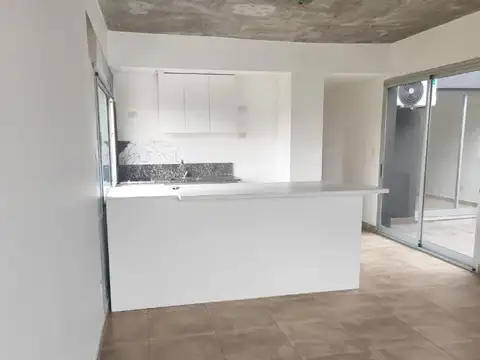 Departamento 3 ambientes con 1 baño
