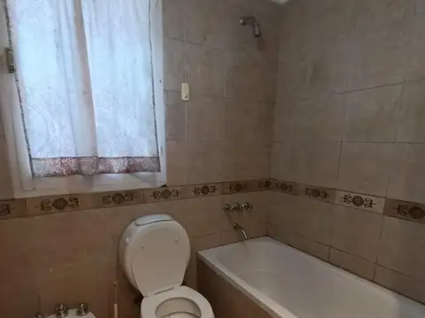 Departamento en Alquiler con 1 cochera