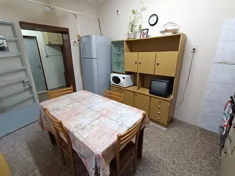 VENTA CASA DE PASILLO 2 DORM - OCAMPO AL 800 (NO PH)