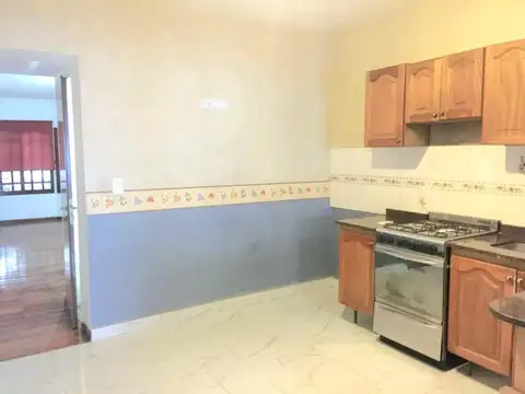 Depto Tipo Casa en Venta en Haedo, USD 130.000