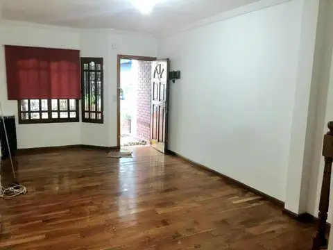 DUPLEX DE 3 AMBIENTES CON COCHERA