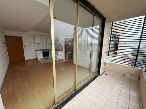 Alquiler | Departamento 2 ambientes con balcón | Saavedra