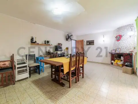 locales + departamentos + cocheras en venta en Avenida 7 de marzo Santo Tome