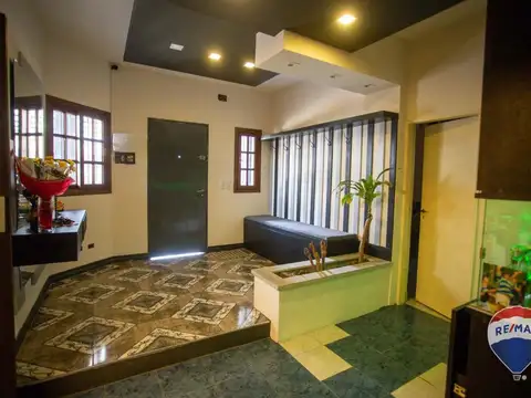 Casa en Venta en Adrogue, USD 198.000