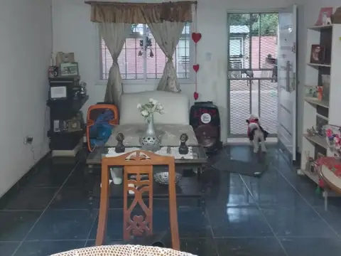 VENTA CASA 3 AMBIENTES FRANCISCO ALVAREZ