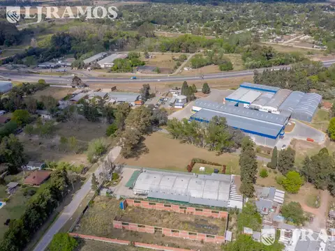 Cencerro y Avenida Pavón,  Exaltación de la Cruz