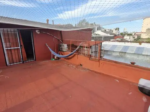 Avenida Juan De Garay 1400
