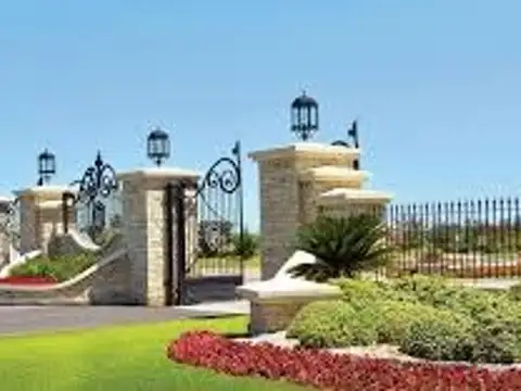 Terreno en Venta 20  mts Frente