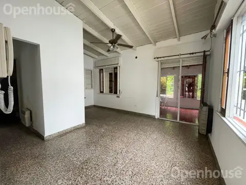 Casa 3 ambientes con 1 baño