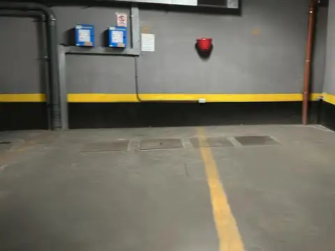 Cochera en venta en Martinez