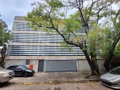 25 De Mayo 100, Piso 2