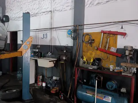 Galpon en Venta en Banfield, USD 130.000