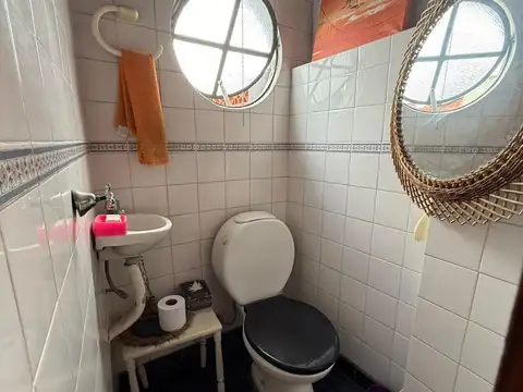 Depto Tipo Casa 4 ambientes con 2 baños