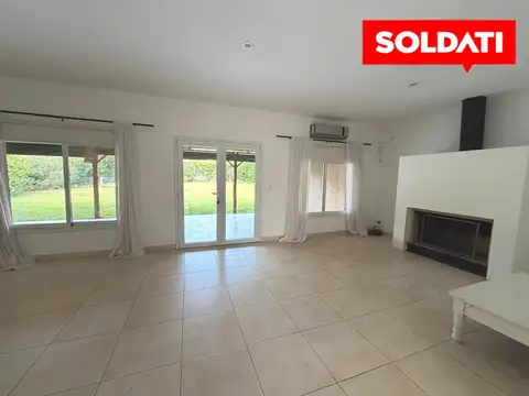 Casa en Venta con 1 cochera