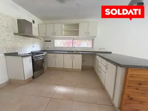 Casa en Venta en Pilar - Barrio Sausalito - 4 Amb. con Gran Lote Central
