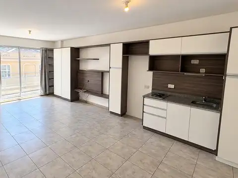 Monoambiente amplio y luminoso con balcón – Belgrano