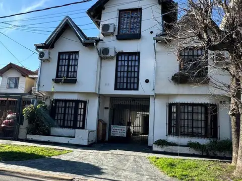 DUPLEX EN VENTA CON COCHERA Y PATIO - APTO CREDITO