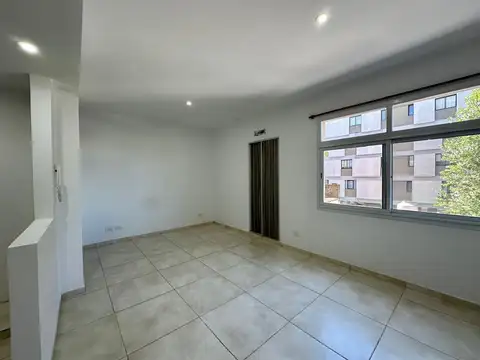 Departamento en Alquiler en Centro, $ 450.000